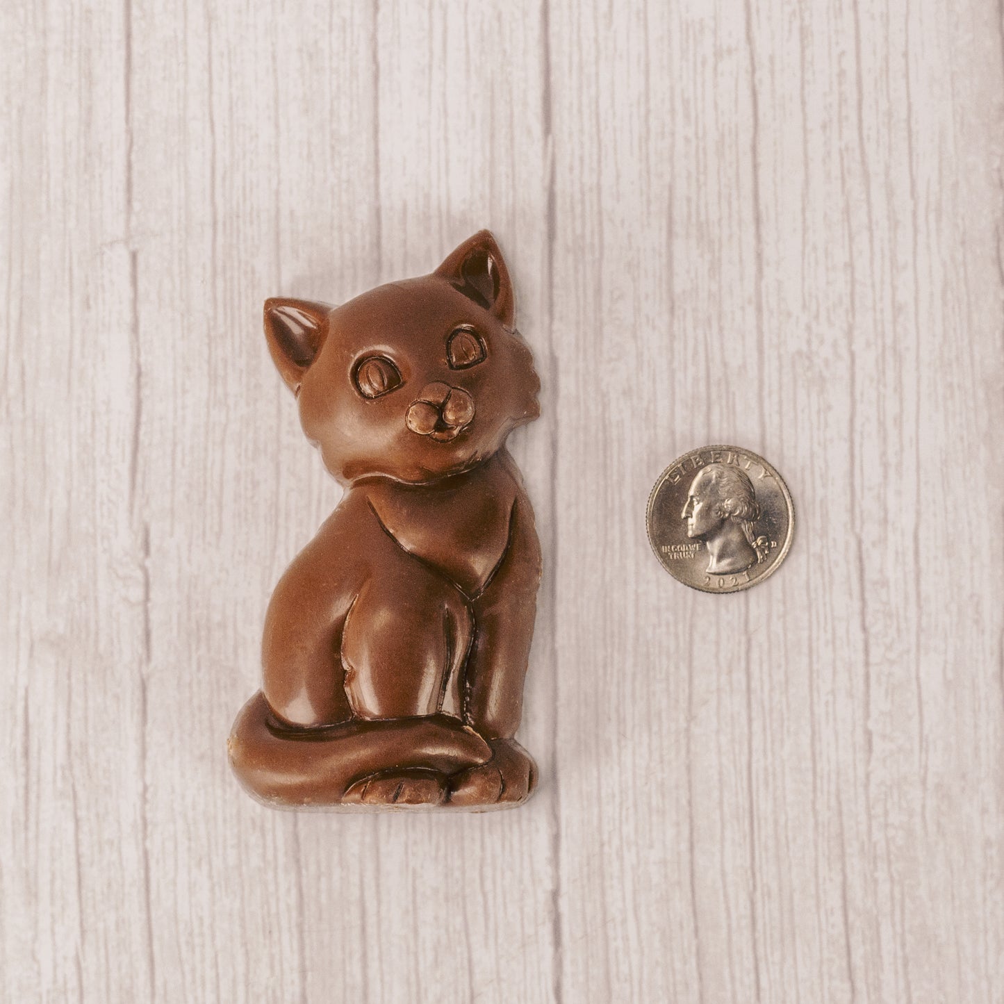 A purr-fect little treat for all the cat lovers made of smooth milk chocolate for an adorable sweet treat!