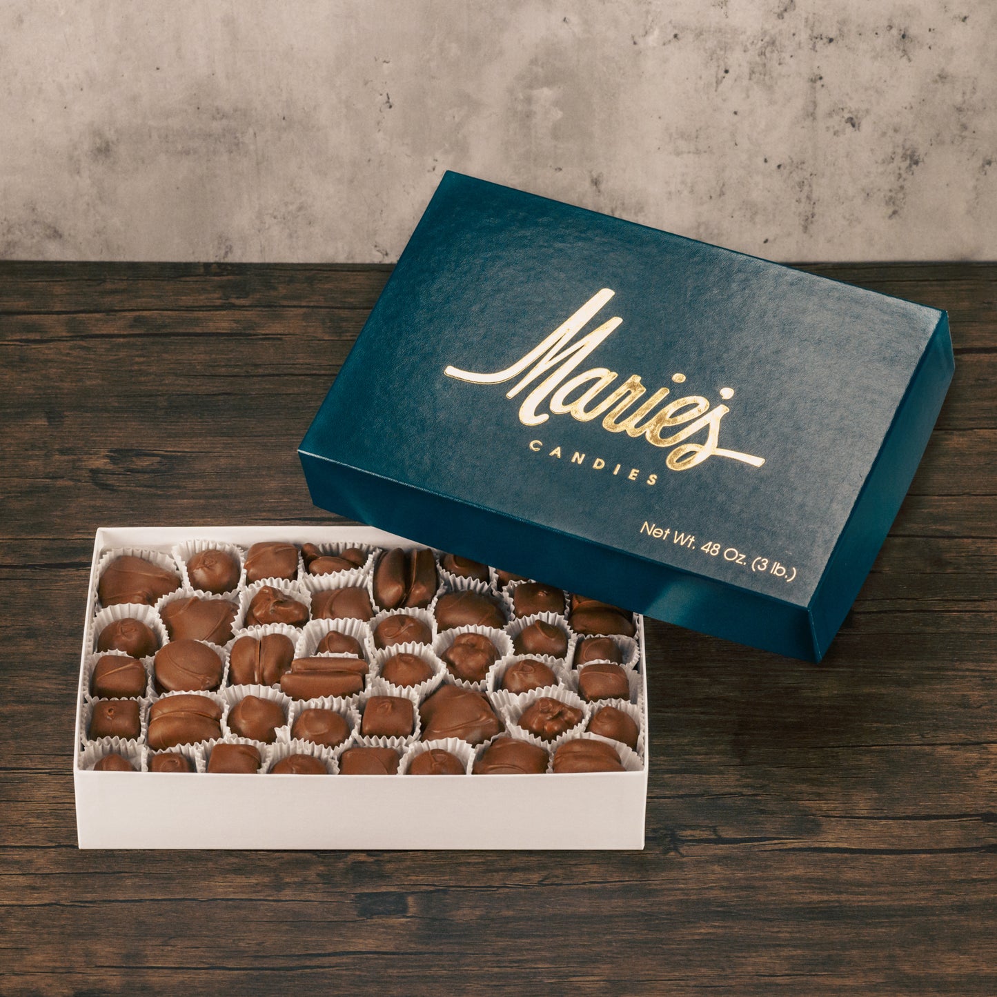 A three pound box of assorted chocolates. Choose an all milk chocolate or milk and dark chocolate assortment. Pieces include Creams, caramels and crunchy pieces., and our famous Tur'Kins, like a turtle. Approximately 90 total pieces.