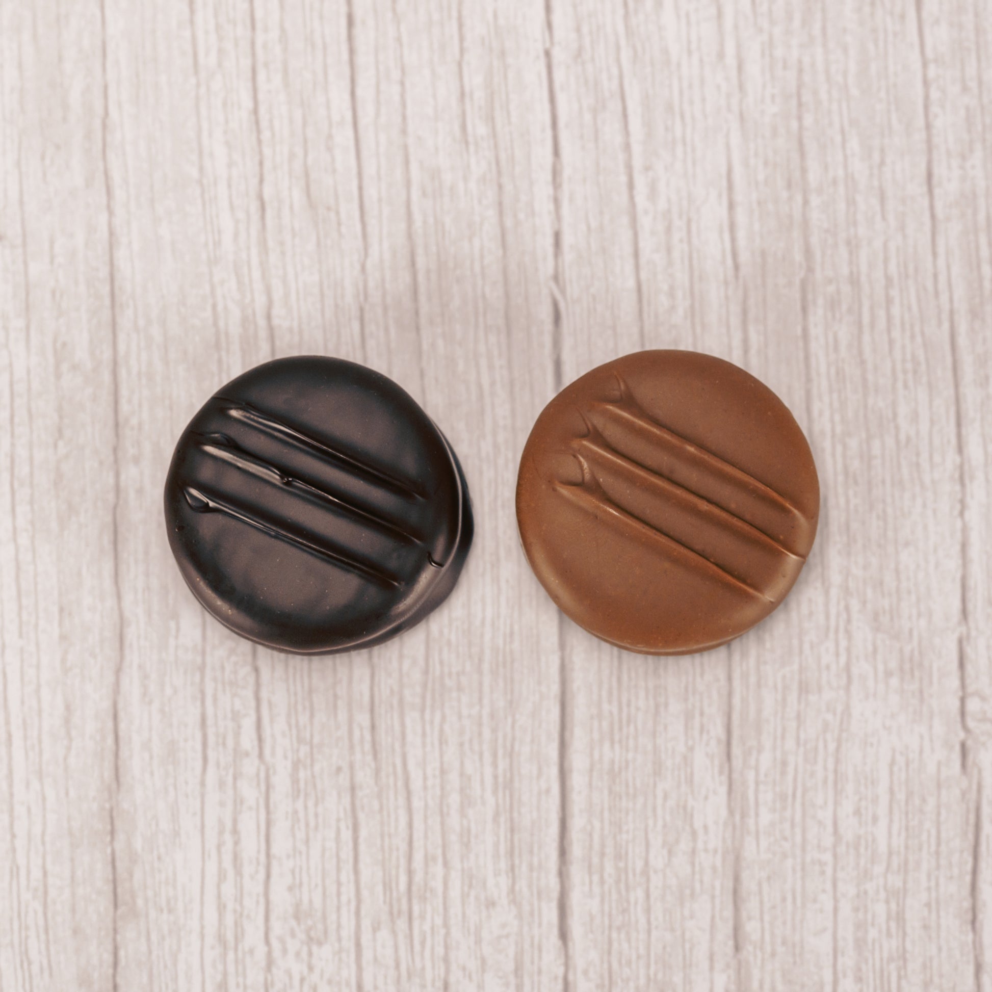 Oreo cookie covered in smooth milk or dark chocolate. Individually wrapped.