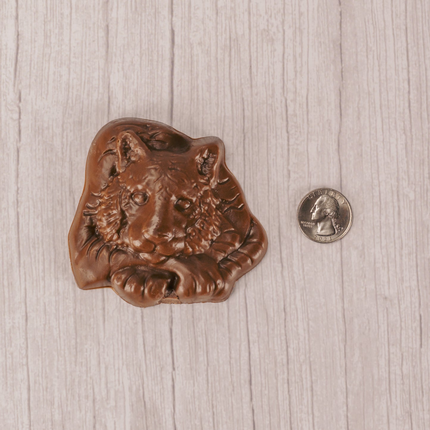 A smooth milk chocolate tiger head will get you ready to cheer for the West Liberty Salem Tigers.....or any other tigers you might be rooting for!