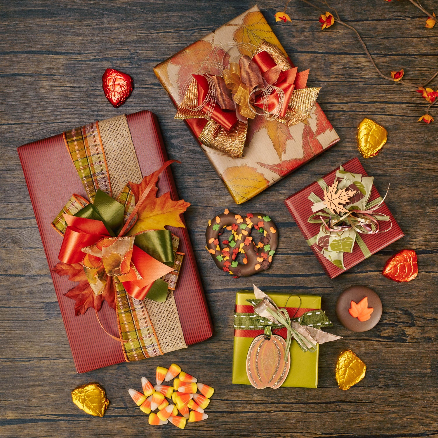 Treats, gifts and more for all things fall!