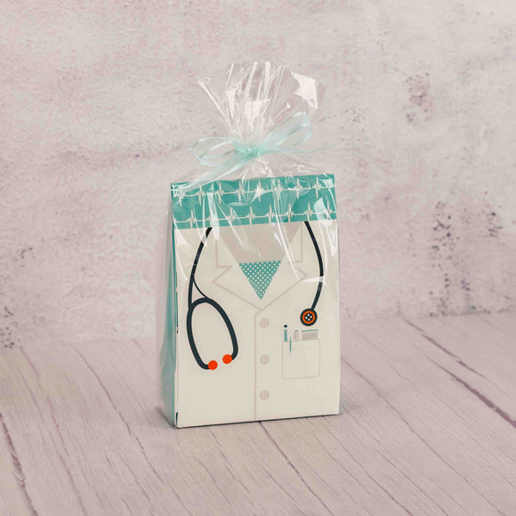 A lovely token to show your appreciation to all of the wonderful healthcare workers. This unique paper goodie box is filled with scrumptious treats they will enjoy and devour like: 3 Milk Chocolate Bandages Assorted Jelly Belly Sport Beans 2 oz. Assortment