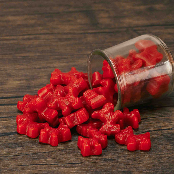 Talk about the cutest Scottie Dog shaped red licorice! The candy makes a perfect addition to your candy dish or gift for any dog fan. Packaged in a half pound bag to satisfy your red licorice cravings.