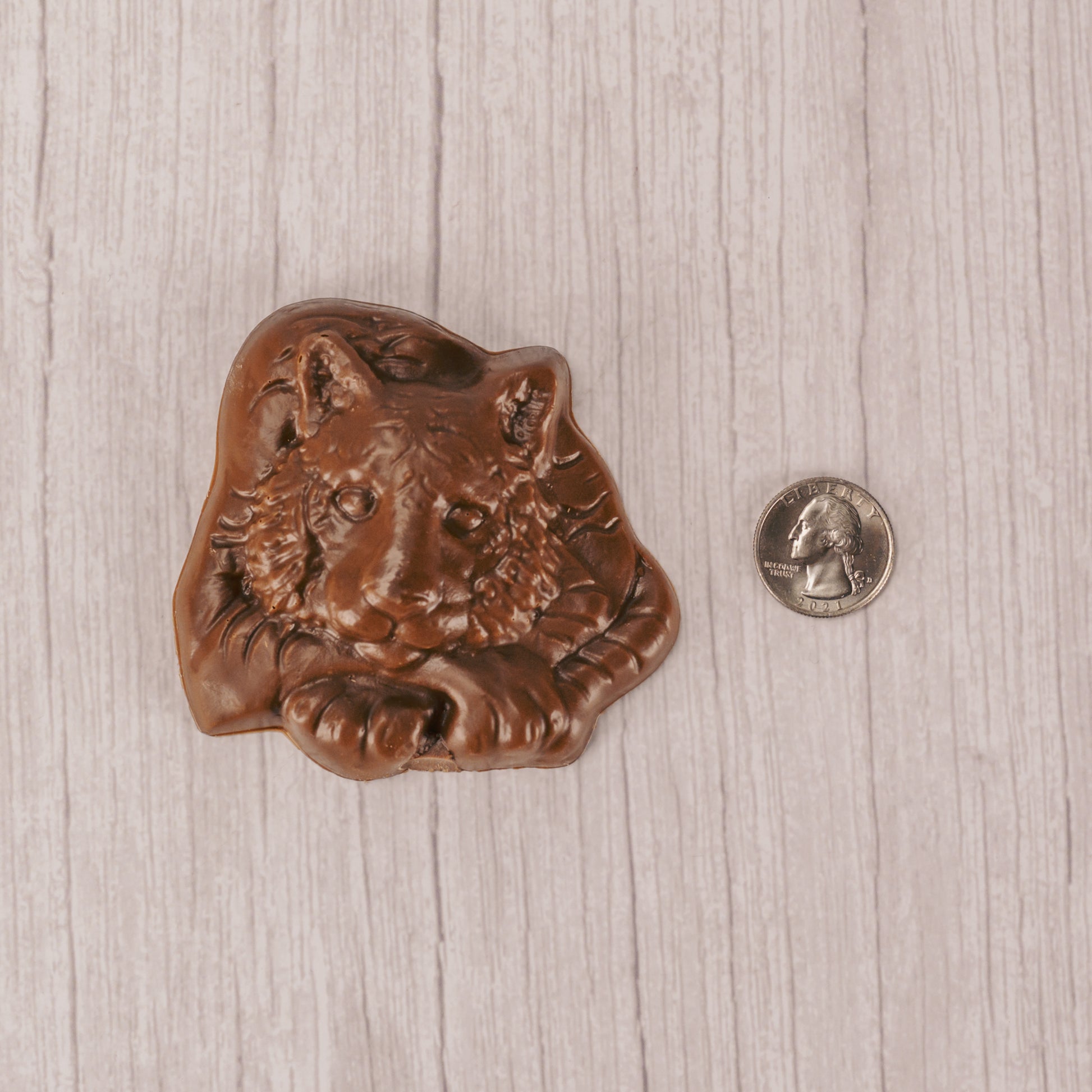A smooth milk chocolate tiger head will get you ready to cheer for the West Liberty Salem Tigers.....or any other tigers you might be rooting for!
